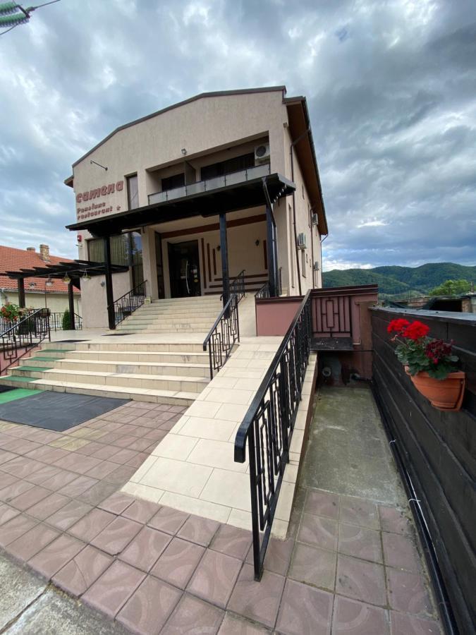Pensiunea Camena Piatra Neamţ Exterior foto