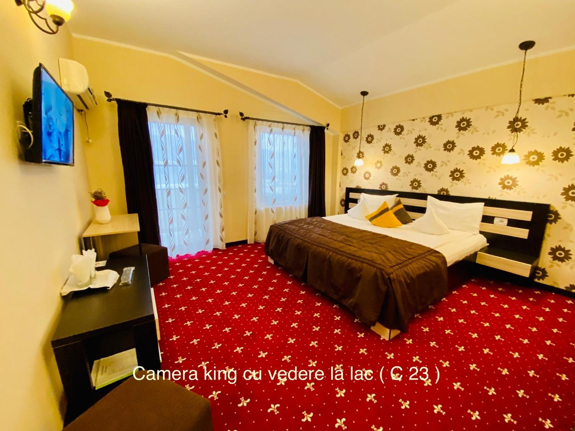 Pensiunea Camena Piatra Neamţ Exterior foto